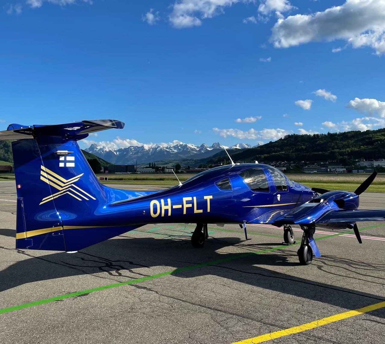 Diamond DA62 в европейском аэропорту